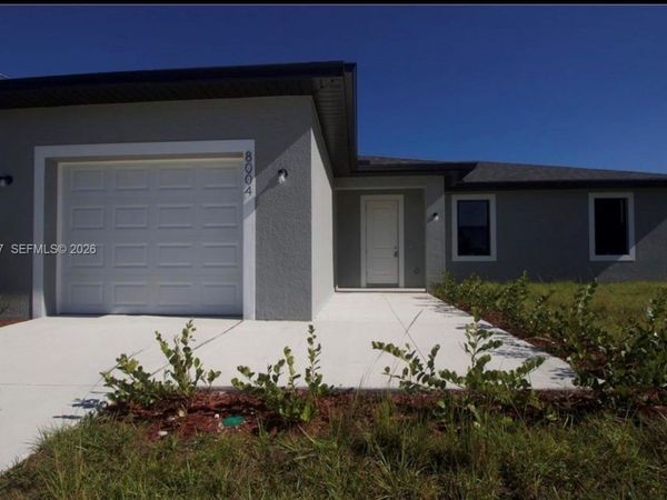 8004 Spice CT, La Belle, FL 33935