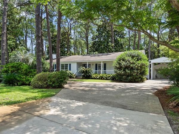 122 Forney Johnston Drive, Dauphin Island, AL 36528