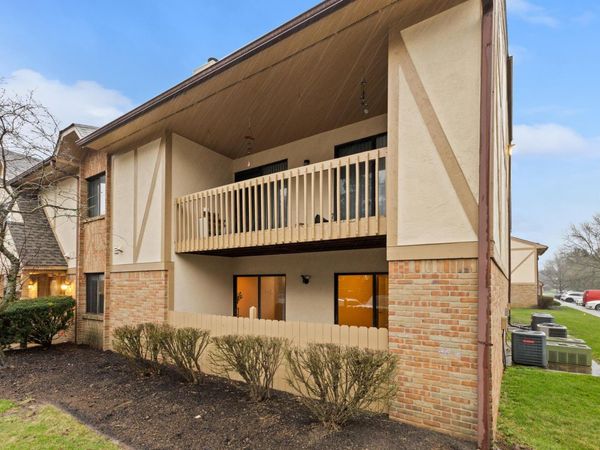 2176 Hedgerow Road, Unit 2176D, Columbus, OH 43220