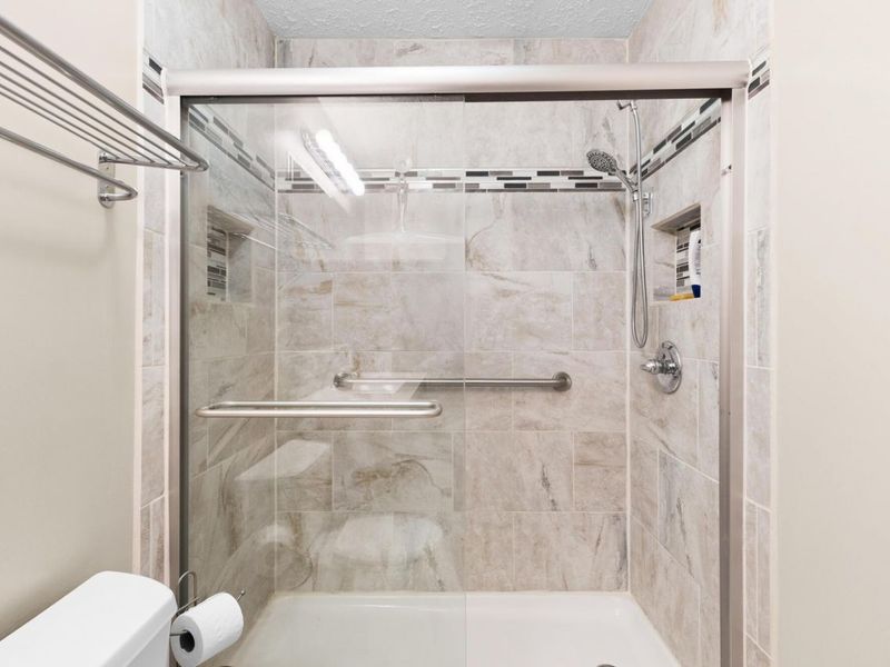 2176 Hedgerow Road, Unit 2176D, Columbus, OH 43220 Photo 21