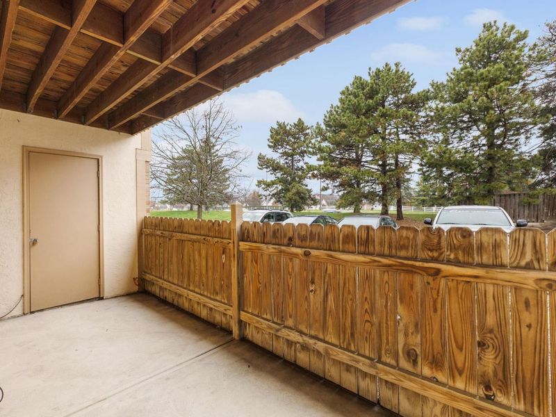 2176 Hedgerow Road, Unit 2176D, Columbus, OH 43220 Photo 23