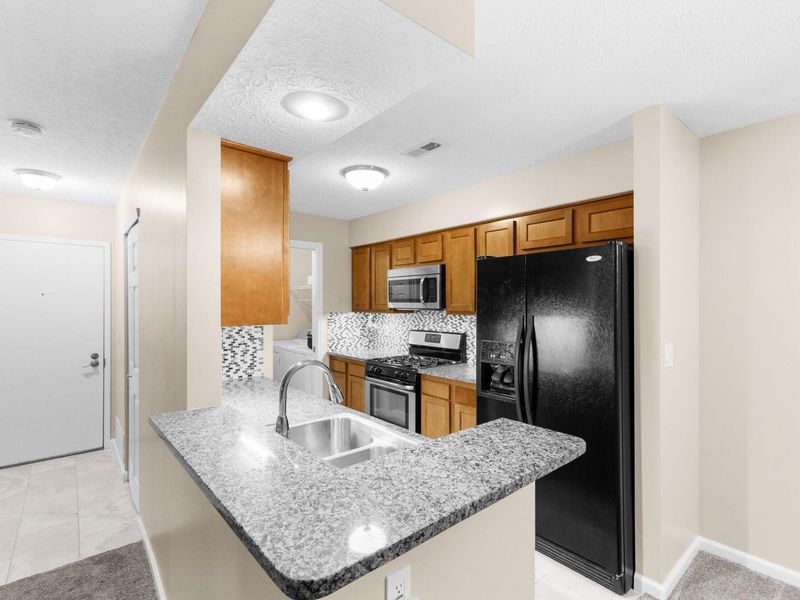 2176 Hedgerow Road, Unit 2176D, Columbus, OH 43220 Photo 8