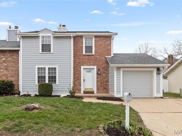 268 Spencer Place , St Peters, MO 63376