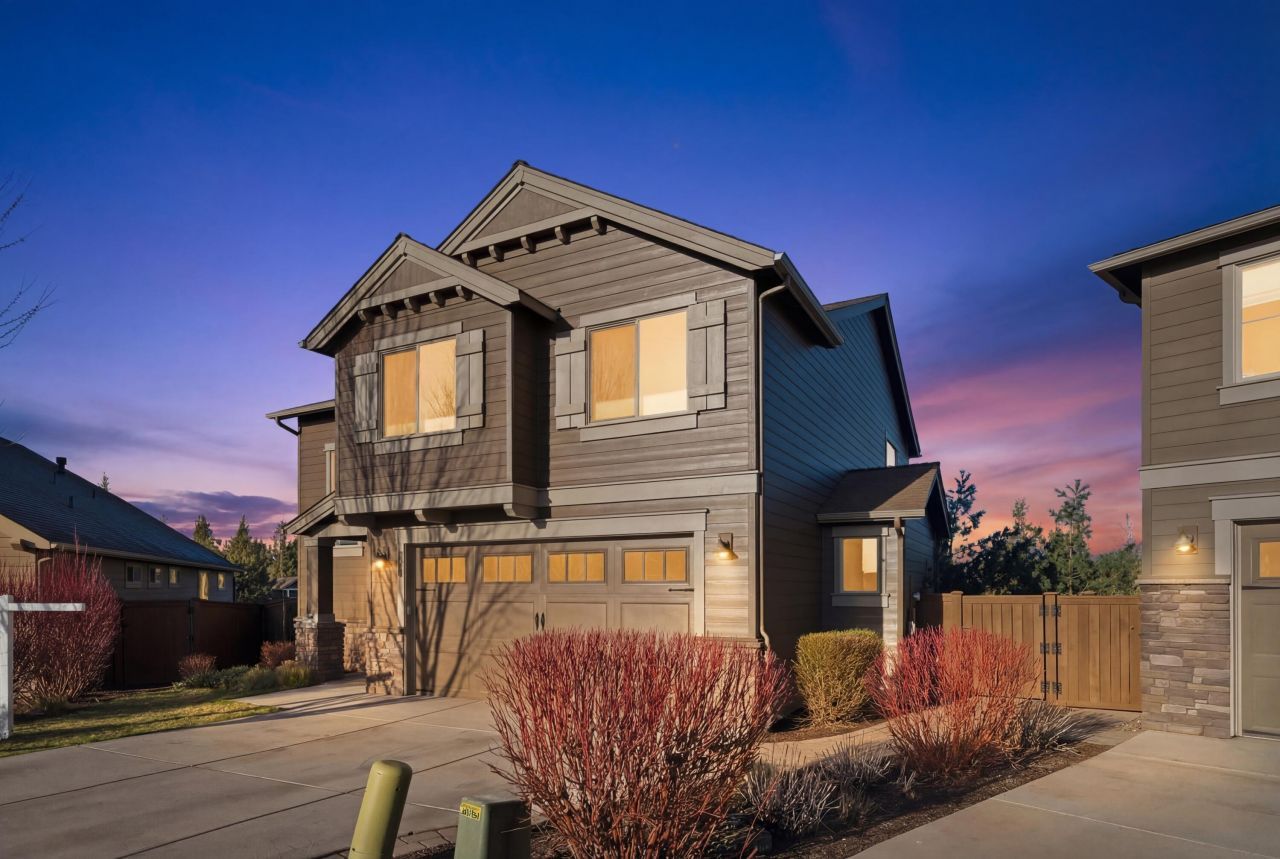 20677 Comet Court, Bend, OR 97701 Main Photo