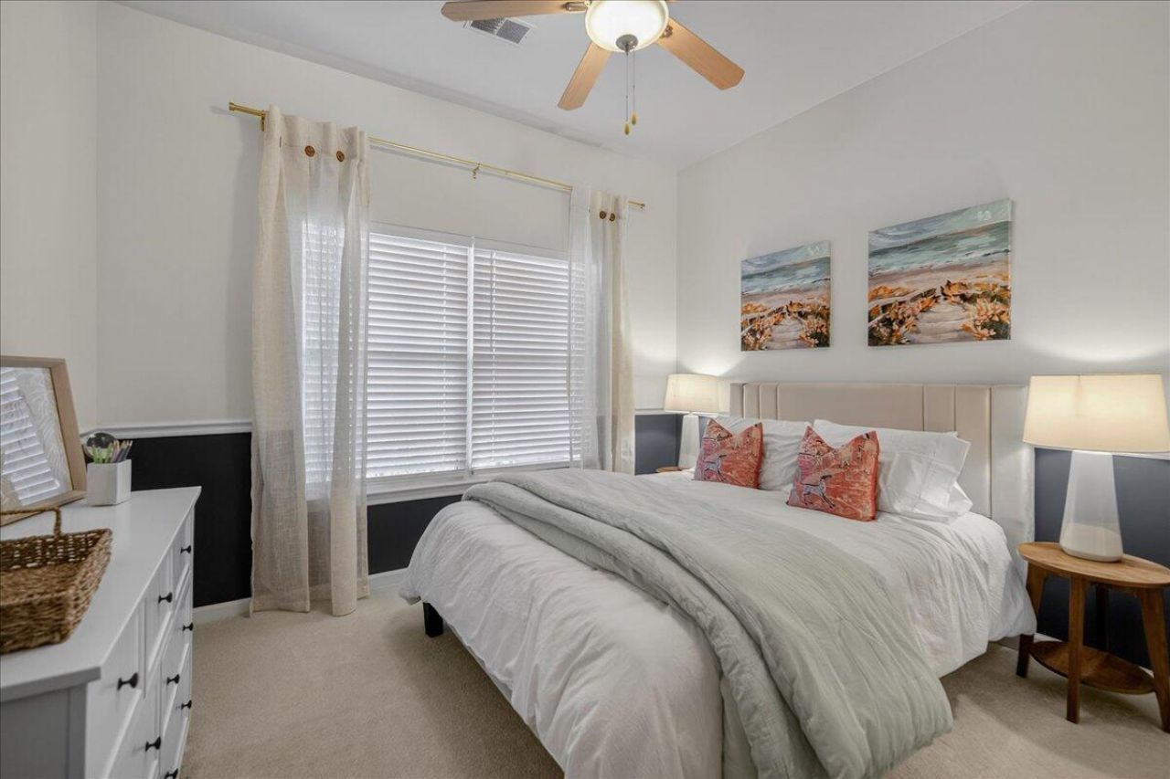 101 Chancellors Drive Photo 19