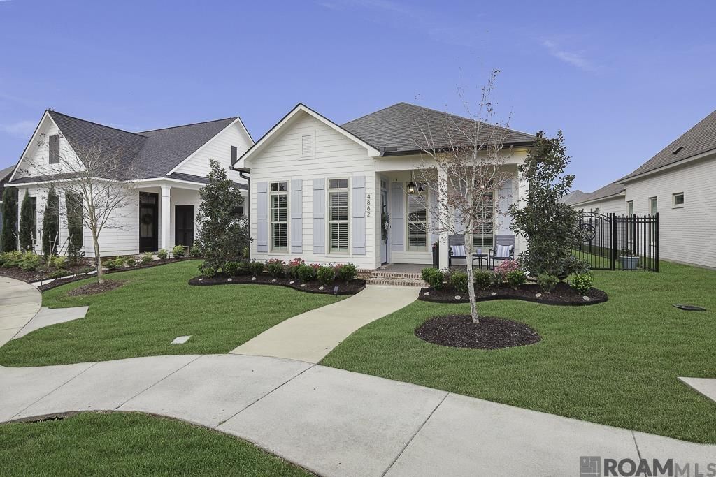 4882 Fairbanks Ave, Gonzales, LA 70737 Main Photo