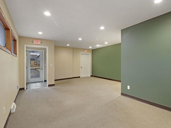 196 W Chestnut STREET #Unit 2, Burlington, WI 53105