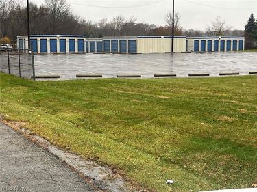 112 Shoreline Avenue NW, Canton, OH 44708