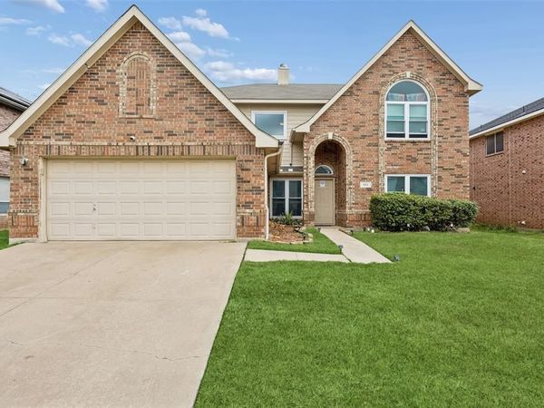 217 Matlock Meadow Drive, Arlington, TX 76002