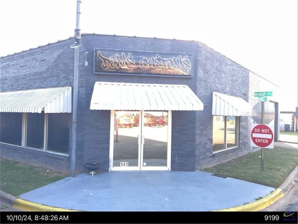 141 MANOR Court, Warner Robins, GA 31093