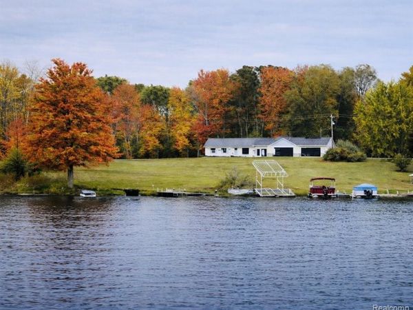 11328 Old Pierce Road, Stanwood Vlg, MI 49346