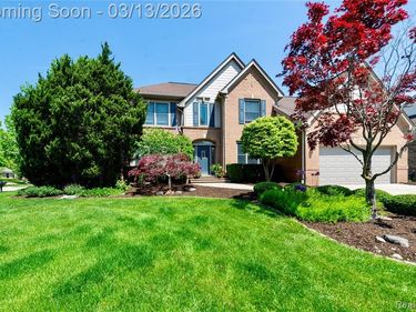 3826 Village Court, Troy, MI 48084