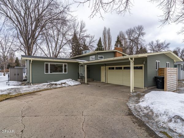 2515 OLIVE Street , Grand Forks, ND 58201