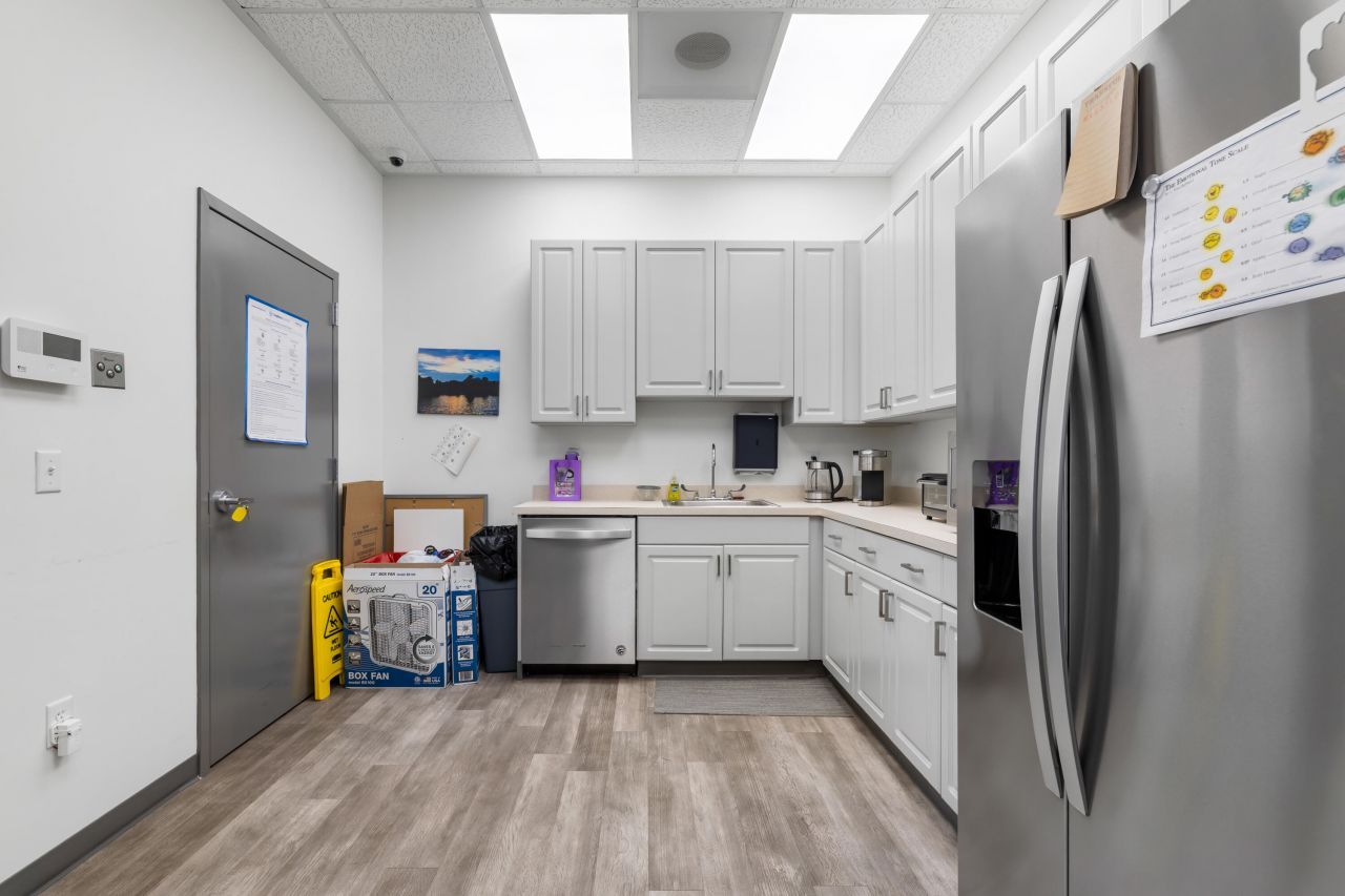 9403 Hwy 78 Photo 18