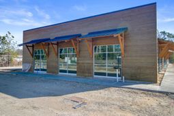 313 N Maple Street photo 4