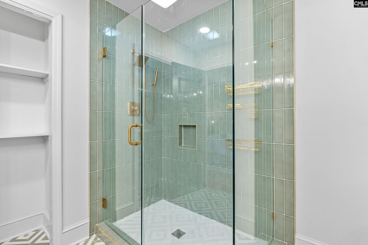 4520 Oakwood Drive Photo 18