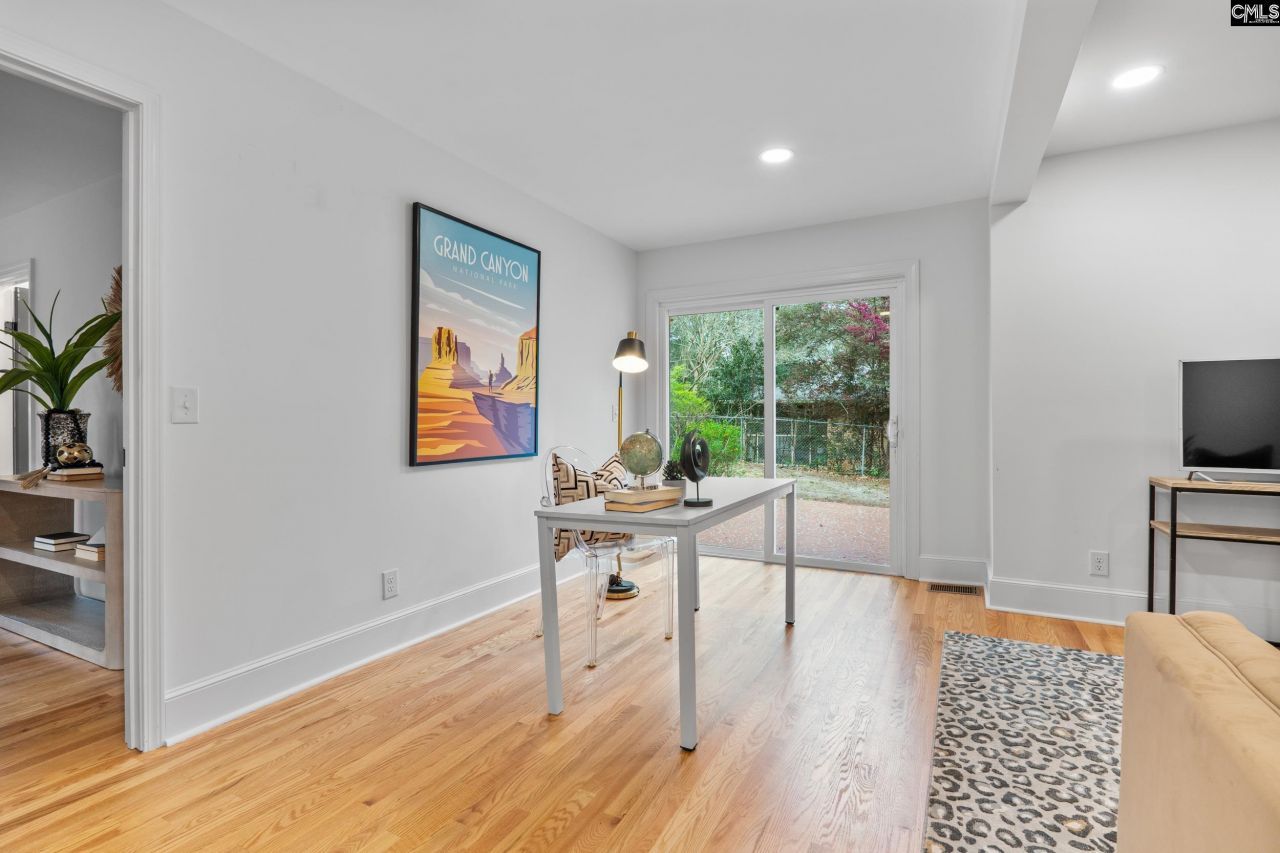 4520 Oakwood Drive Photo 9