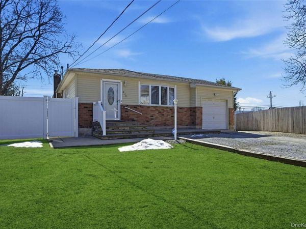 210 Bellerose Avenue, East Northport, NY 11731