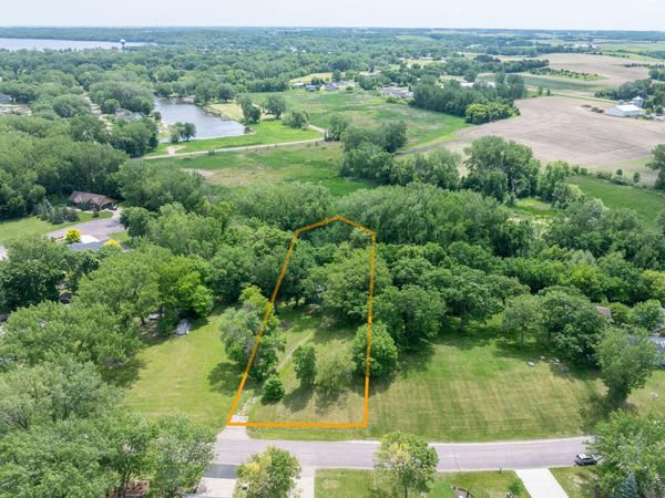 707 Tetonka View Drive, Waterville, MN 56096
