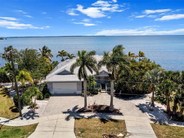 4468 HARBOR BOULEVARD, PORT CHARLOTTE, FL 33952