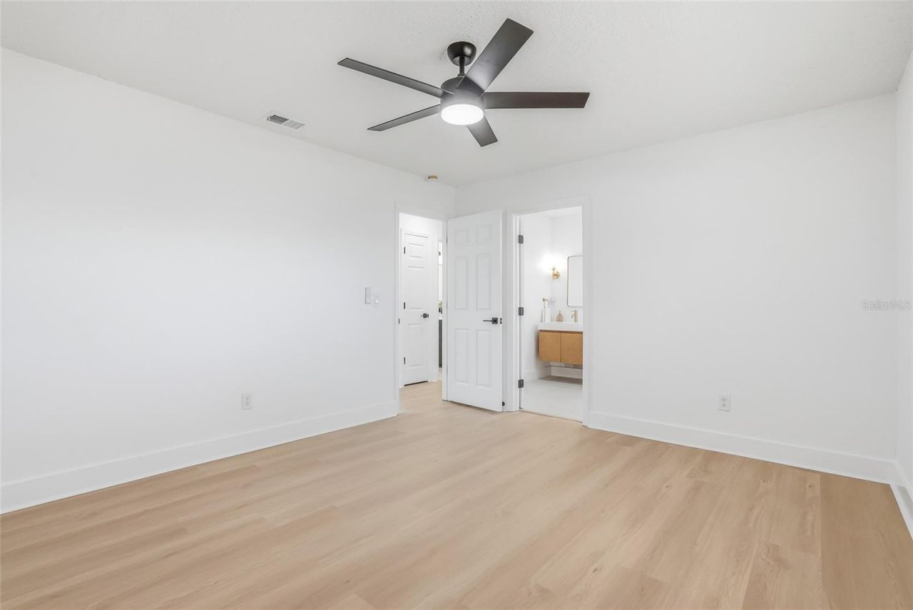 1339 35th Street N, Saint Petersburg, FL 33713 Photo