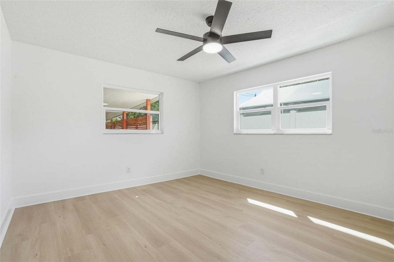 1339 35th Street N, Saint Petersburg, FL 33713 Photo