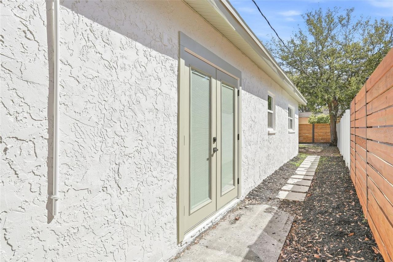 1339 35th Street N, Saint Petersburg, FL 33713 Photo