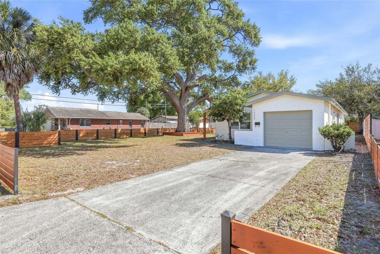 1339 35th Street N, Saint Petersburg, FL 33713 Photo