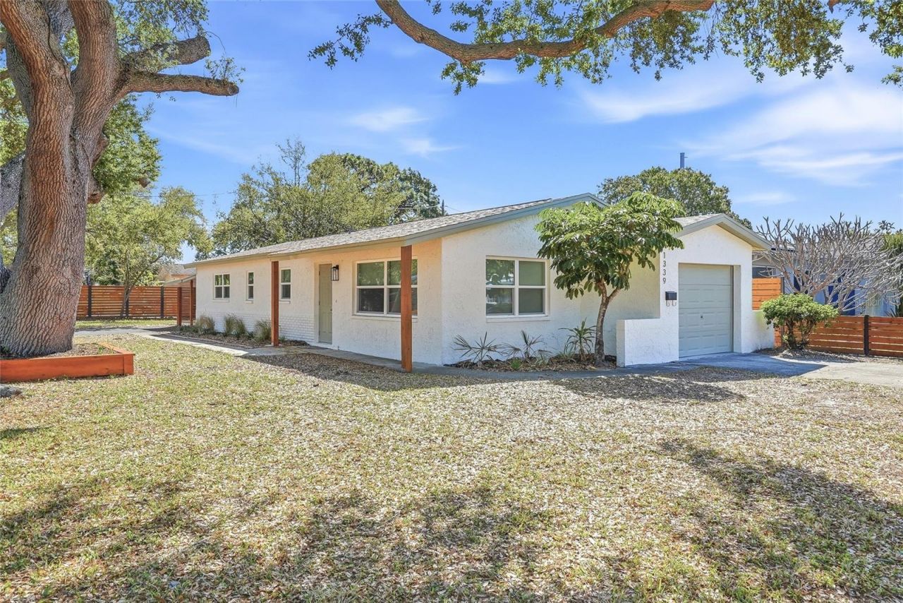 1339 35th Street N, Saint Petersburg, FL 33713 Photo