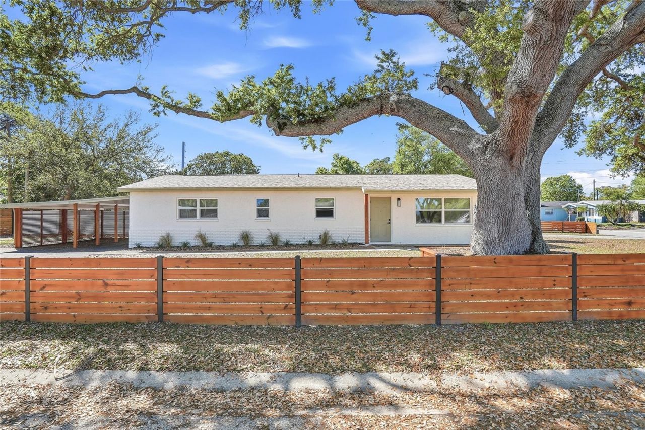 1339 35th Street N, Saint Petersburg, FL 33713 Photo