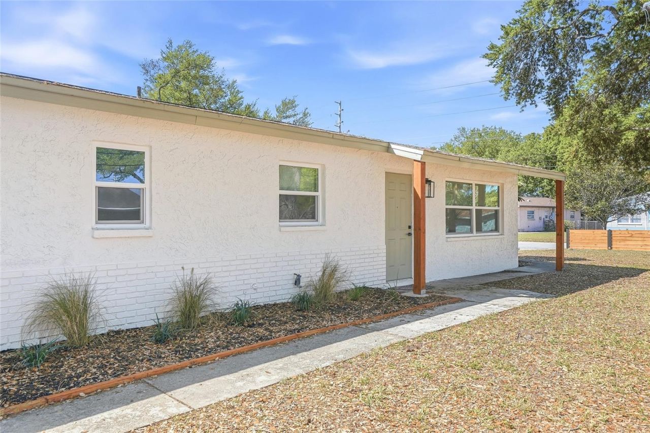 1339 35th Street N, Saint Petersburg, FL 33713 Photo