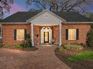 1107 SE 9TH AVENUE, OCALA, FL 34471