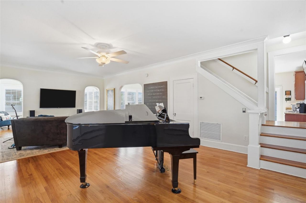 126 22nd Avenue Ne, Saint Petersburg, FL 33704 Photo