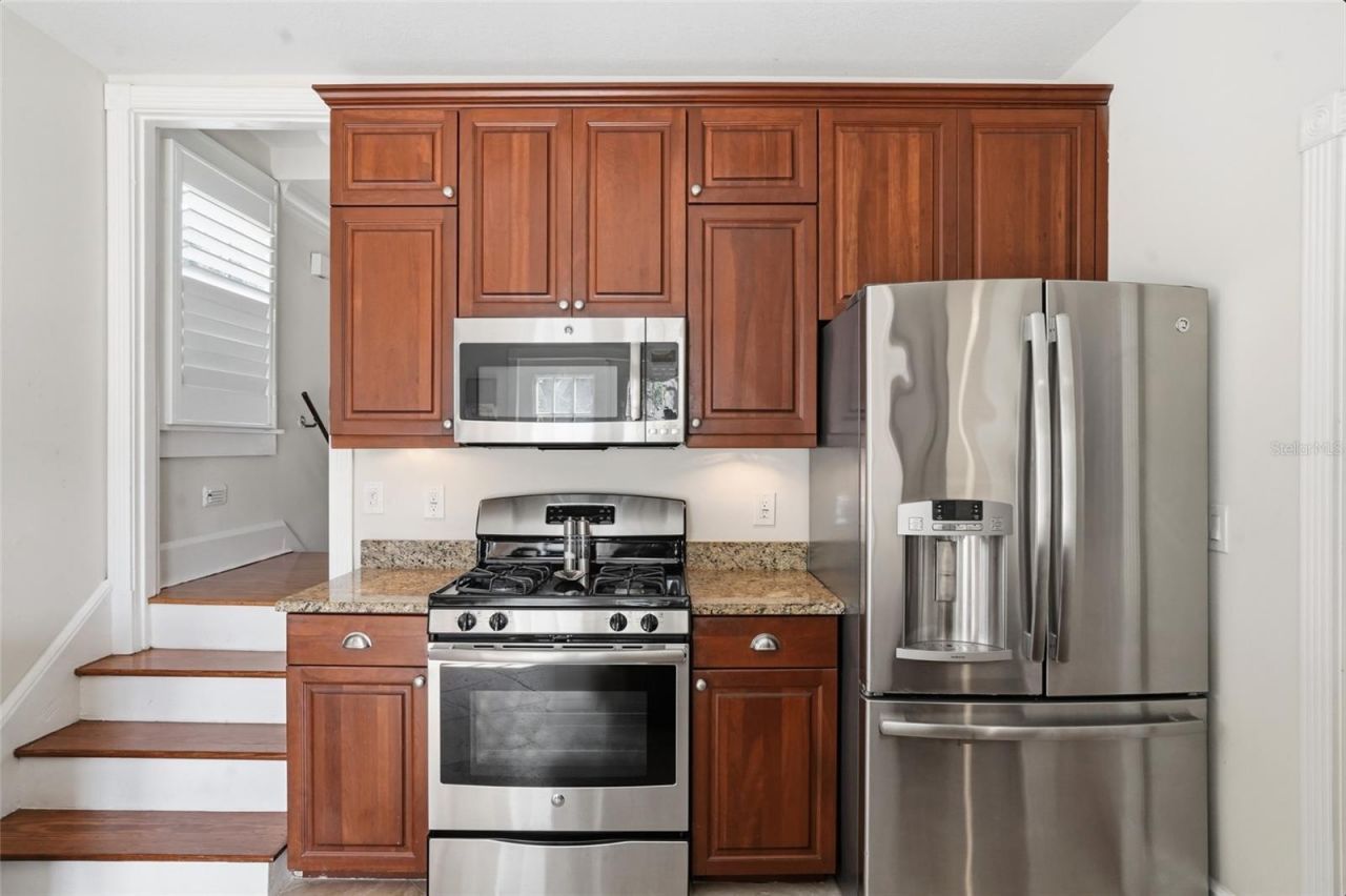 126 22nd Avenue Ne, Saint Petersburg, FL 33704 Photo