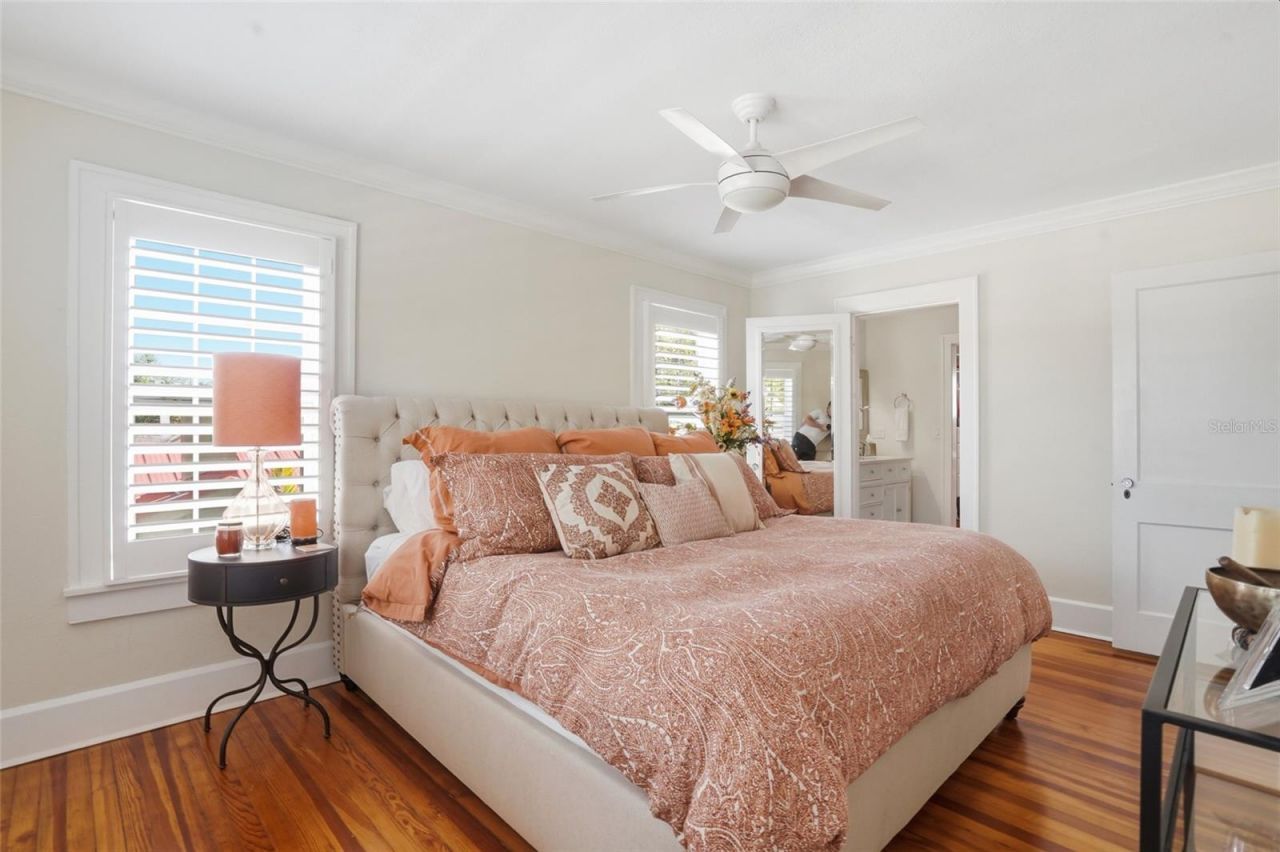 126 22nd Avenue Ne, Saint Petersburg, FL 33704 Photo