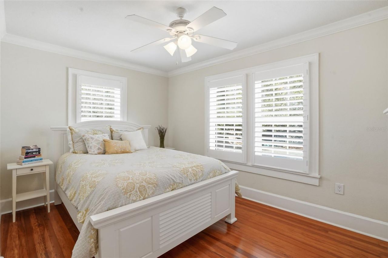 126 22nd Avenue Ne, Saint Petersburg, FL 33704 Photo