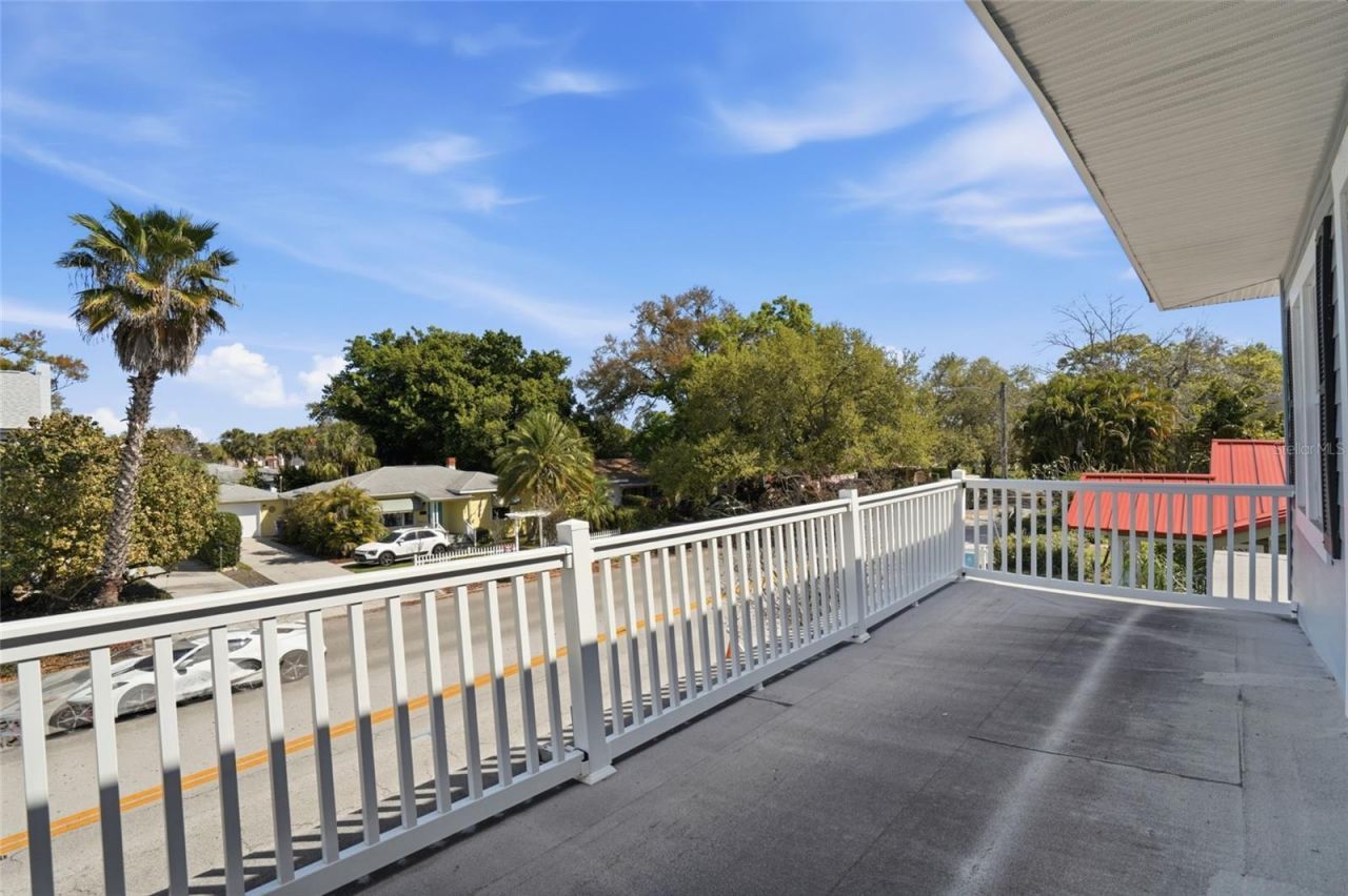 126 22nd Avenue Ne, Saint Petersburg, FL 33704 Photo