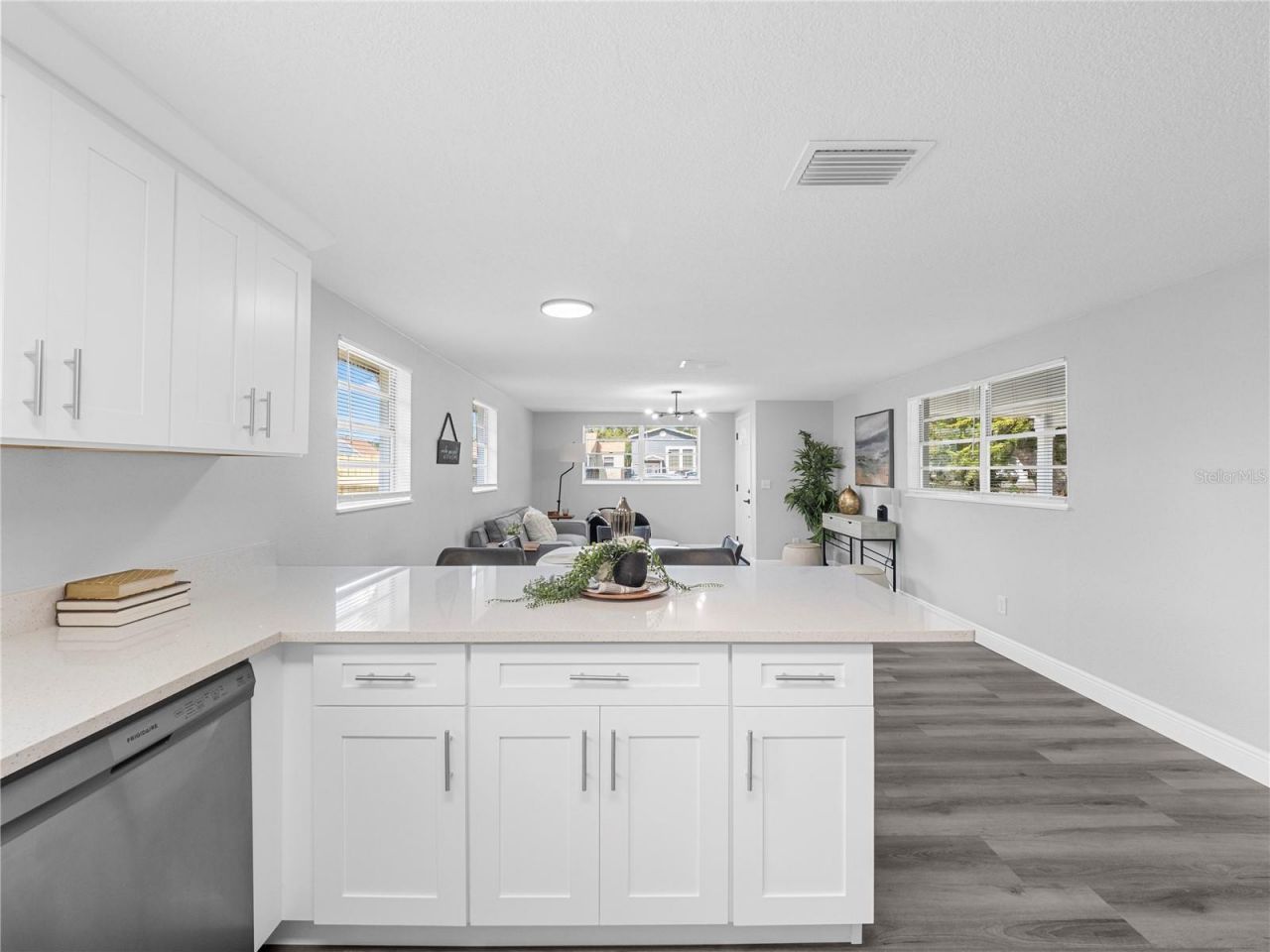 1426 W Yukon Street , Tampa, FL 33604 Photo