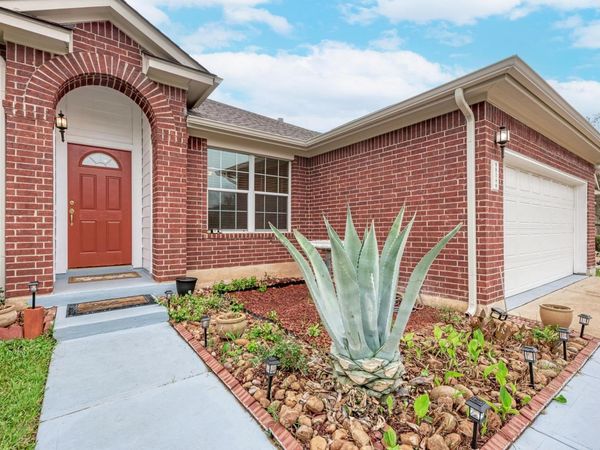 9816 Pasatiempo DR, Austin, TX 78717