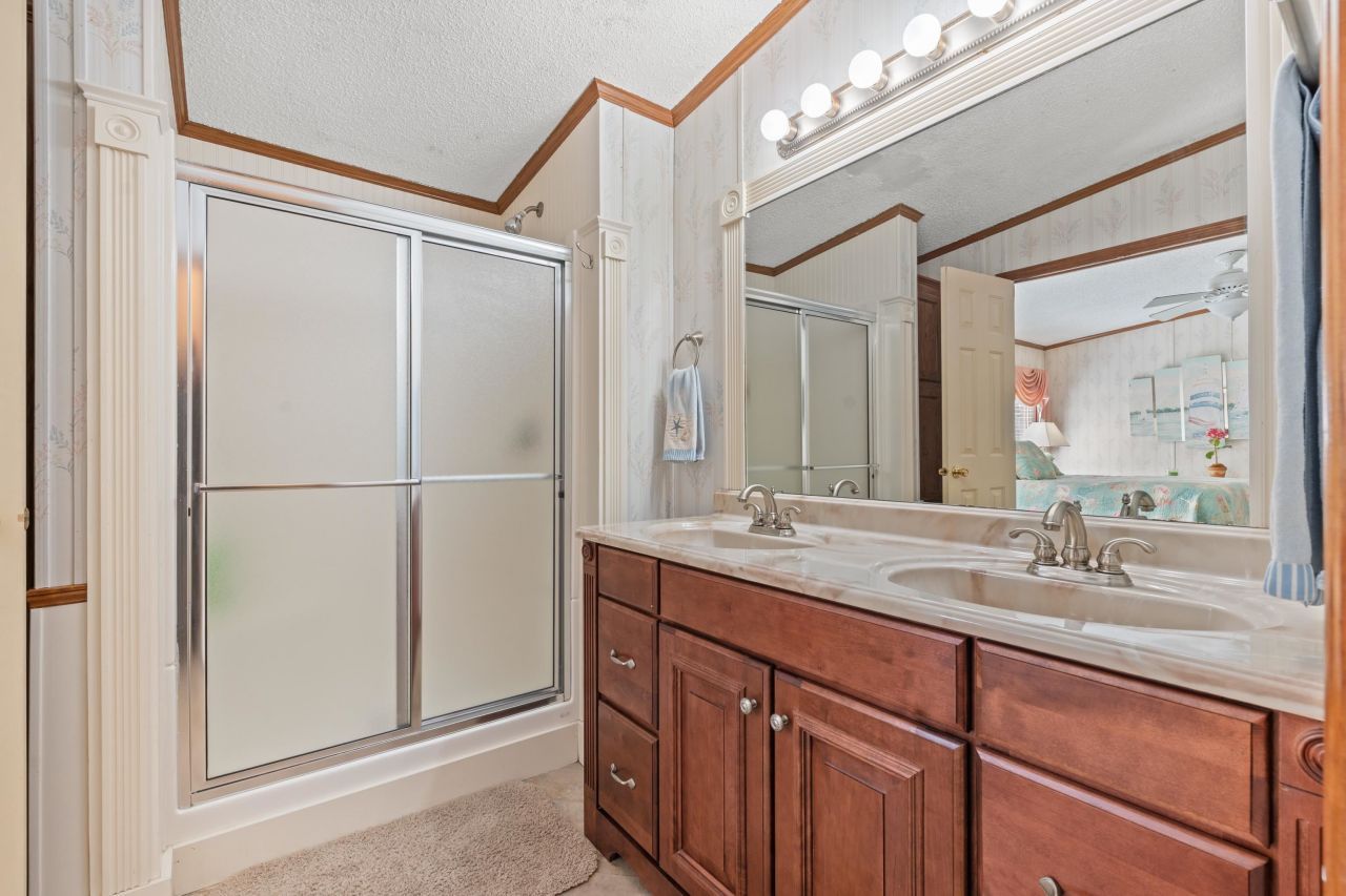 9700 Kings Rd.  Photo 18