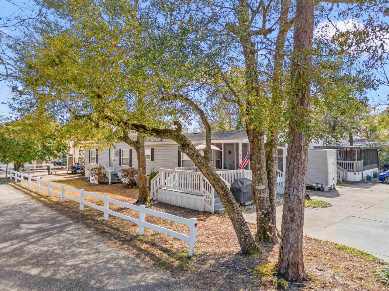 9700 Kings Rd.  Photo 32