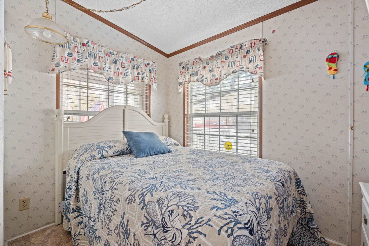 9700 Kings Rd.  Photo 7