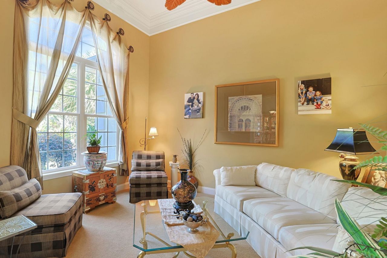 9461 Carrington Dr. Photo 10