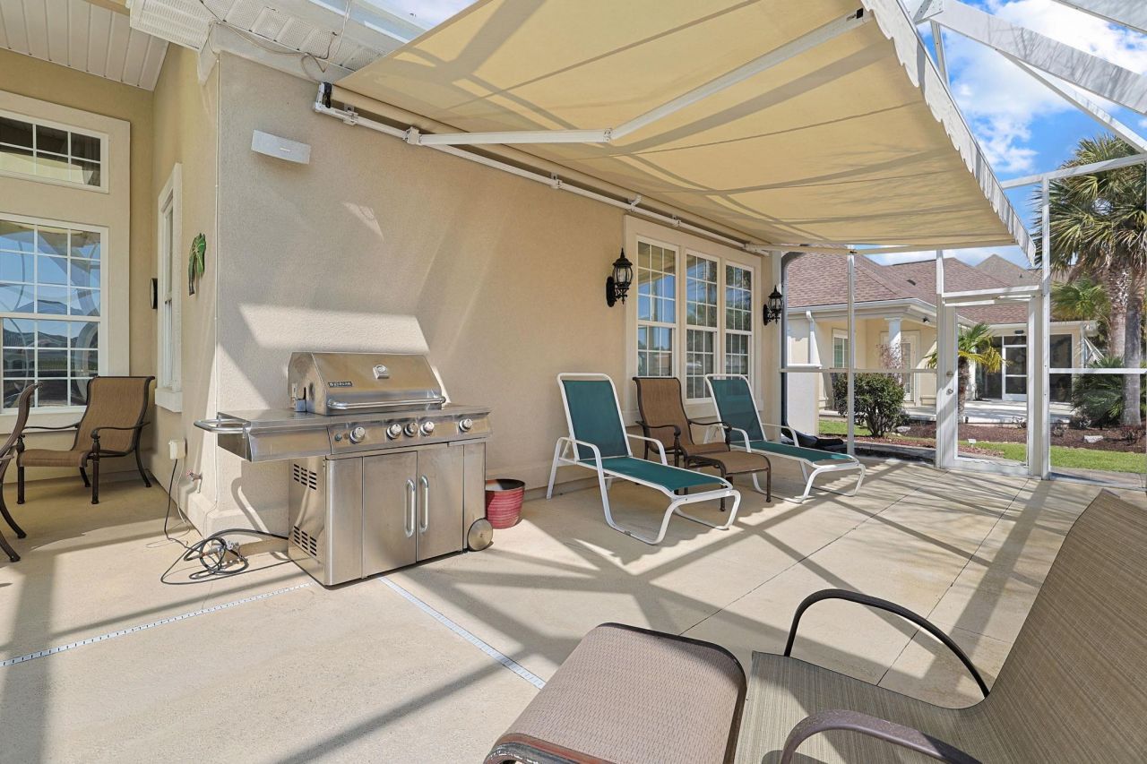 9461 Carrington Dr. Photo 34