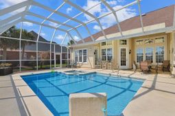 9461 Carrington Dr. photo 4