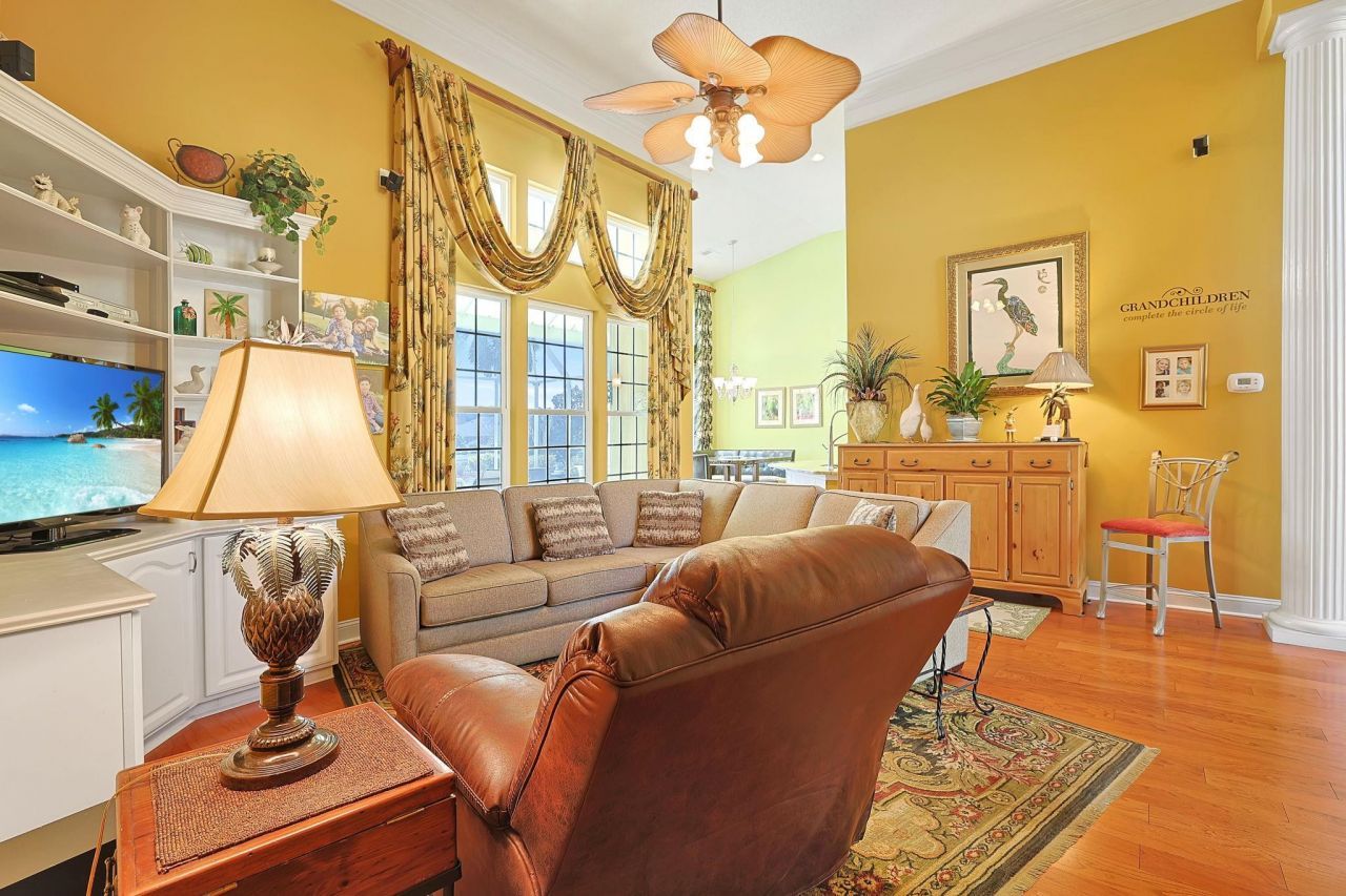 9461 Carrington Dr. Photo 7