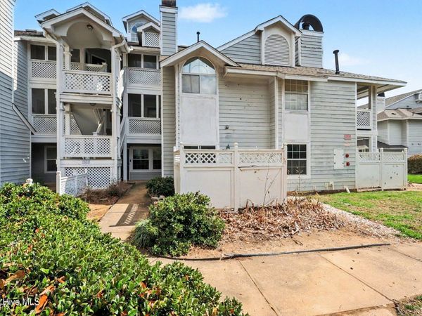 3806 Grey Harbor Drive, Unit 104, Raleigh, NC 27616