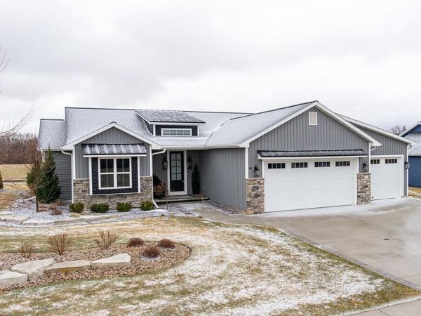 1831 WHITE DOVE LANE, Kaukauna, WI 54130