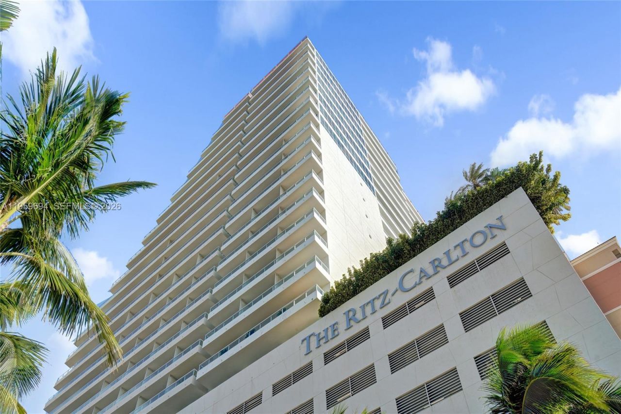 1 N Fort Lauderdale Beach Blvd, Unit 1806, Fort Lauderdale, FL 33304 Photo