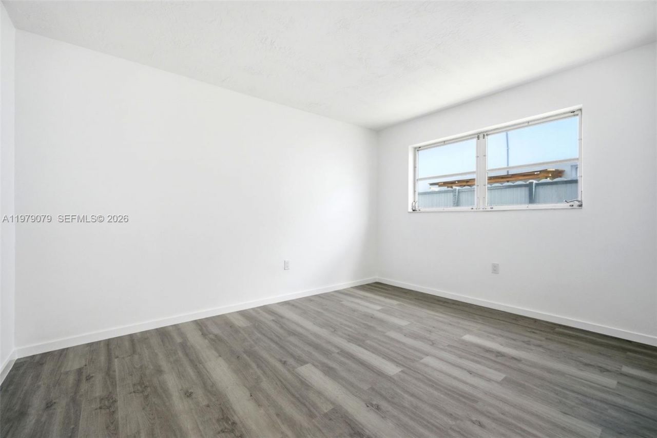 9241 Sunset Strip , Sunrise, FL 33322 Photo